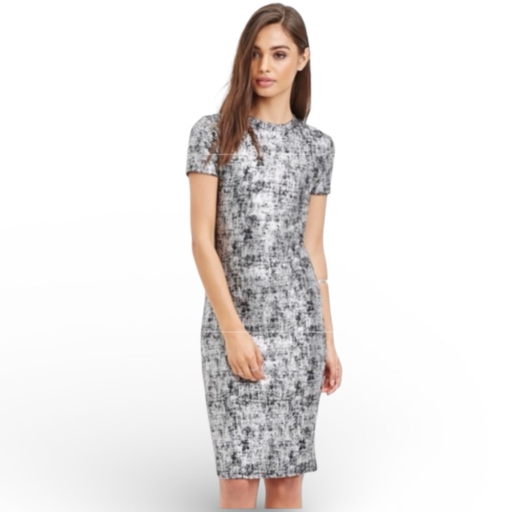 Black and Silver Metallic Sheath Short Sleeve Body-con Metallic Midi Dress